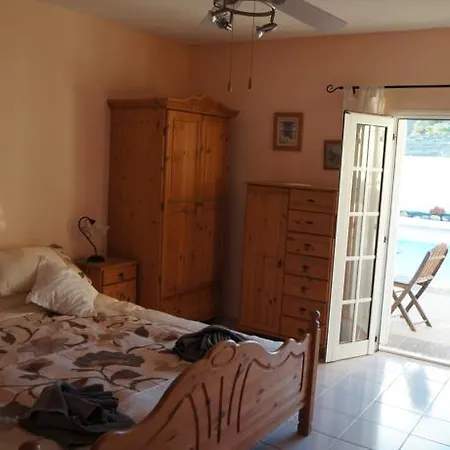 Vila Casa Caos *